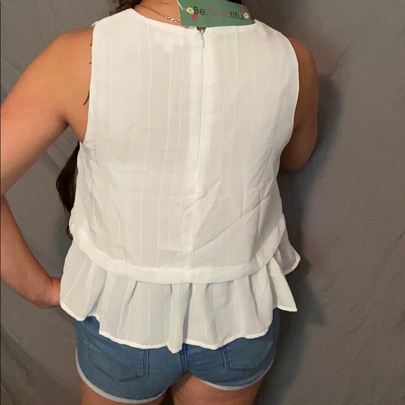 Be.You.tiful flowy white sleeveless blouse sz L - Picture 2 of 8